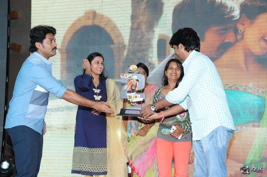 Kick-2-Movie-Platinum-Disc-Function